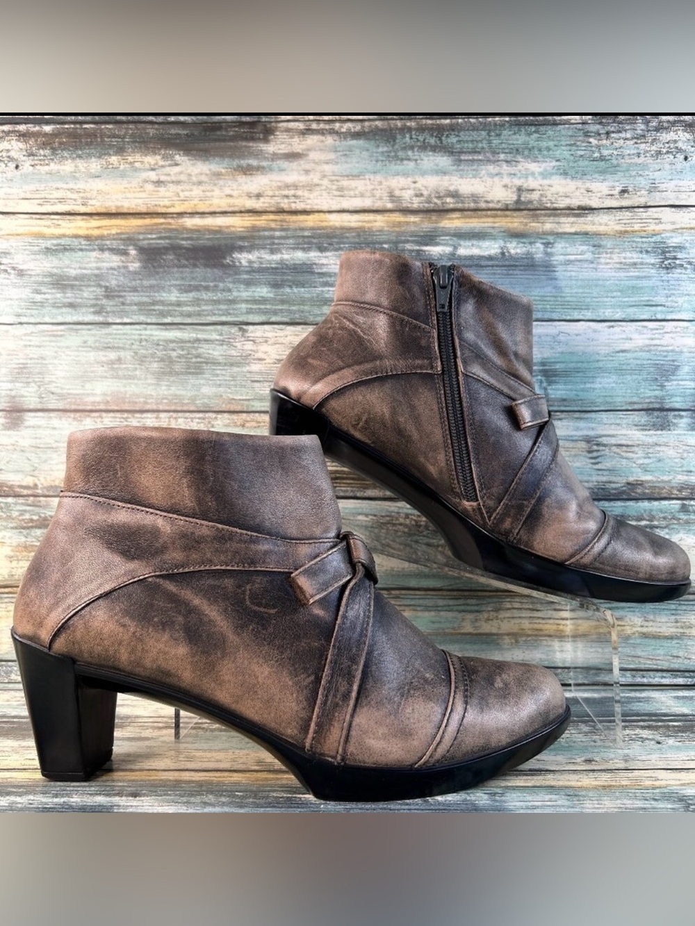 Naot Vistoso Ankle Boots Womens 9-9.5 Distressed Gray Leather Zip Bow Dress
